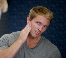 Load image into Gallery viewer, Energizing Eye Cream *
